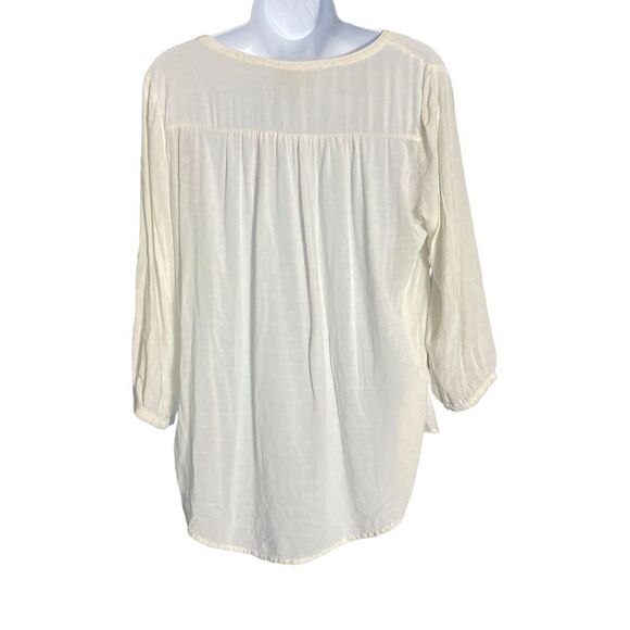 St. John’s Bay Embroidered Top Size M - Picture 2 of 7